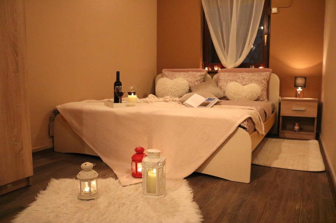 Guest House Studio Apartman Marina - With Jacuzzi, Free Parking, Pet Friendly Karlovac Exteriér fotografie