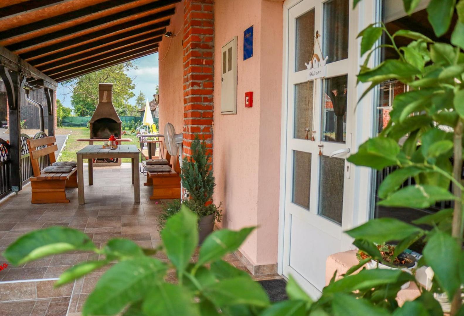 Guest House Studio Apartman Marina - With Jacuzzi, Free Parking, Pet Friendly Karlovac Exteriér fotografie
